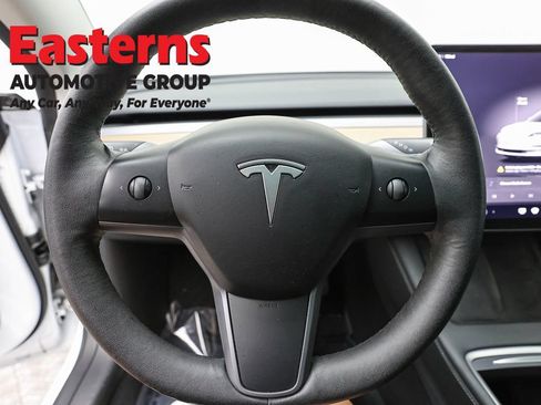Used 2023 Tesla Model 3 Standard Range RWD image 10