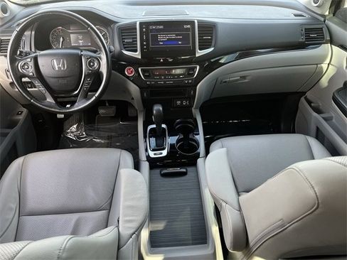 Used 2017 Honda Ridgeline RTL-E image 11