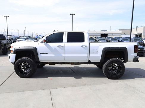 Used 2018 Chevrolet Silverado 2500 LTZ w/ Duramax Plus Package AWD/4WD image 3