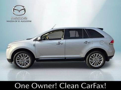 Used 2013 Lincoln MKX FWD image 3
