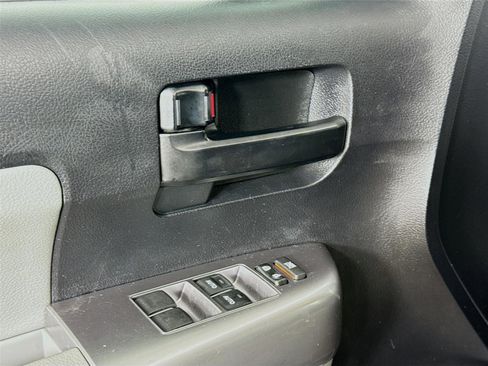 Used 2021 Toyota Sequoia SR5 image 17