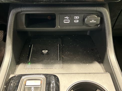 Used 2025 Honda Pilot TrailSport image 19