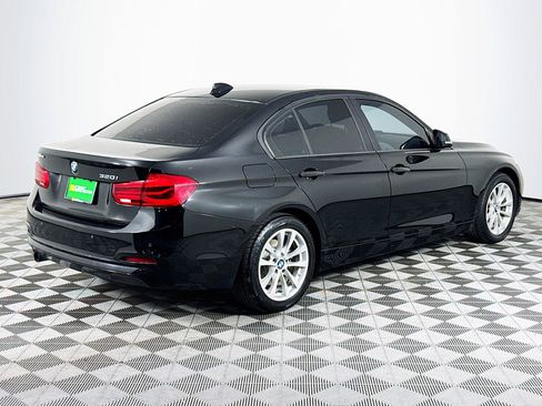 Used 2016 BMW 320i Sedan w/ Driver Assistance Package RWD image 8