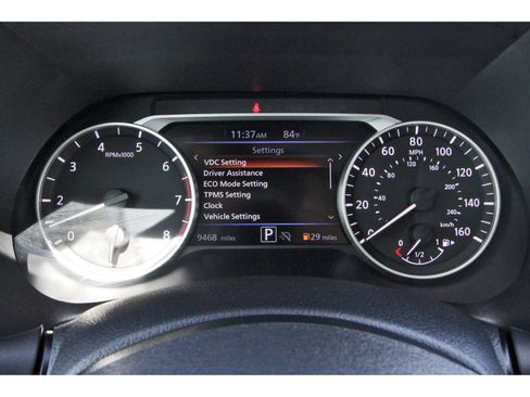 Certified 2024 Nissan Sentra SR w/ SR Premium Package FWD image 17