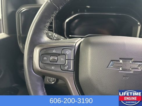 Used 2024 Chevrolet Silverado 2500 ZR2 w/ Technology Package image 26