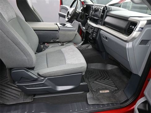 Used 2024 Ford F250 XLT w/ Camper Package image 12