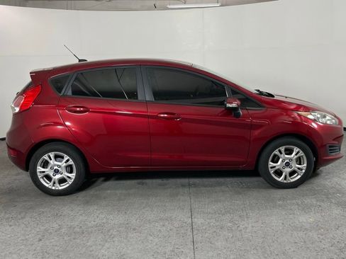 Used 2016 Ford Fiesta SE image 6