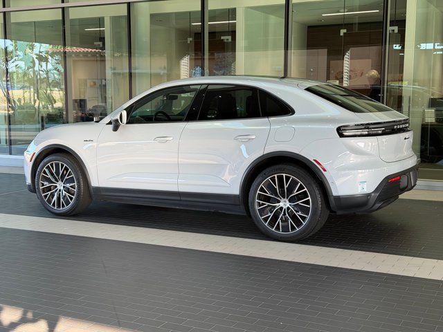 Used 2024 Porsche Macan 4 Electric AWD/4WD image 3