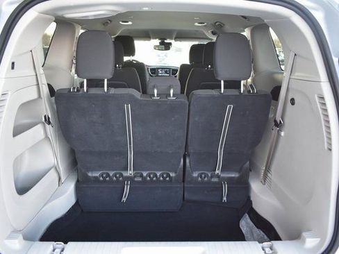 Used 2024 Chrysler Voyager LX image 38