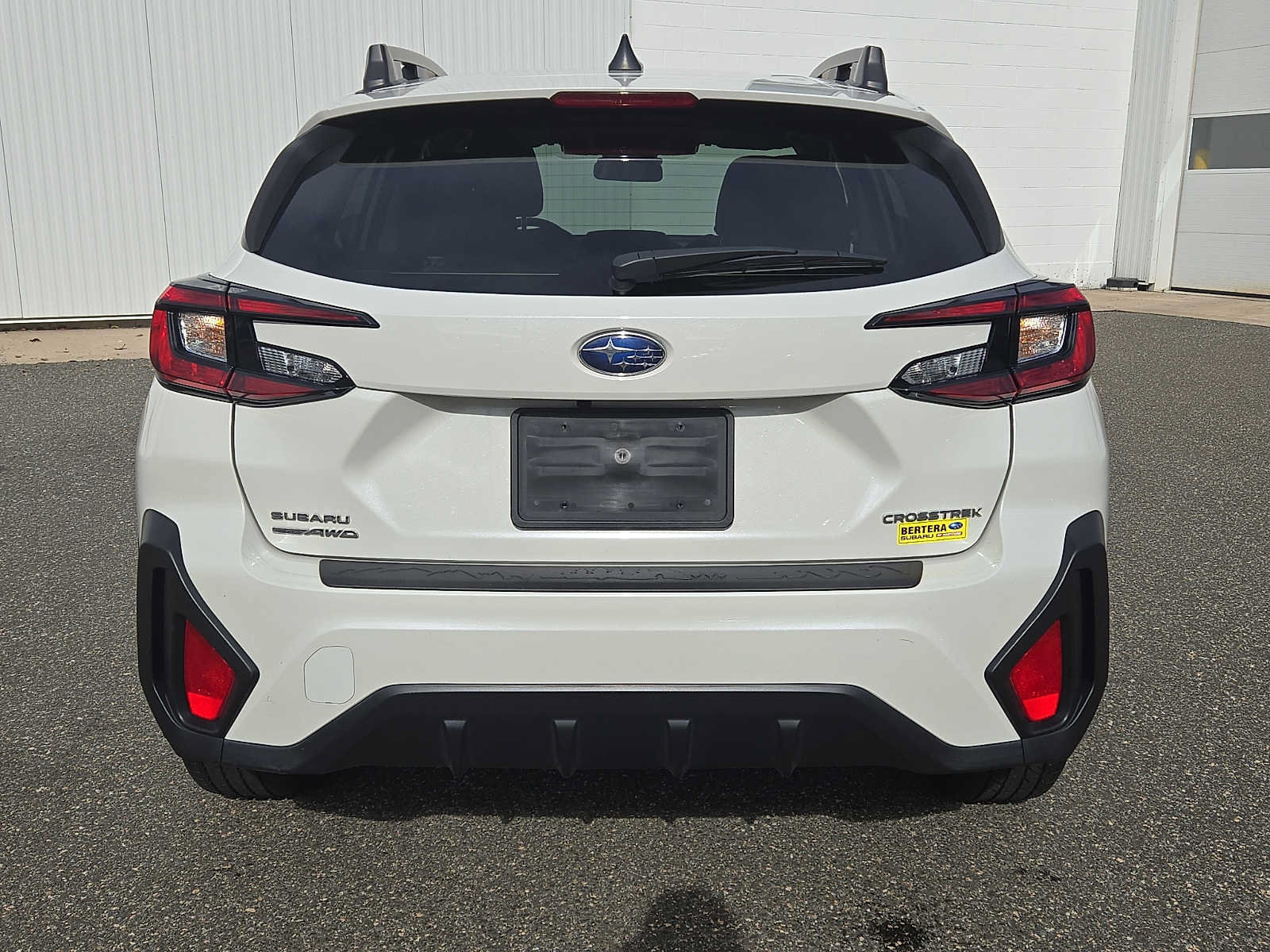 Used 2024 Subaru Crosstrek 2.0i Premium AWD/4WD image 5