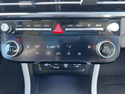 Used 2025 Hyundai Tucson SEL image 19