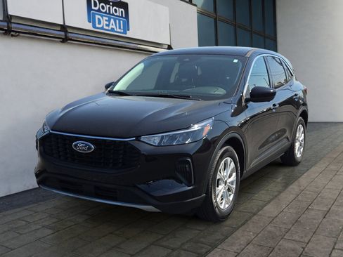 Used 2023 Ford Escape Active w/ Tech Pack #2 image 7