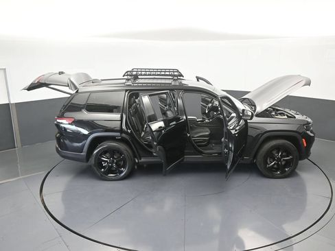 Used 2022 Jeep Grand Cherokee L Laredo RWD image 72