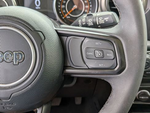 Used 2023 Jeep Wrangler Unlimited Sport AWD/4WD image 19