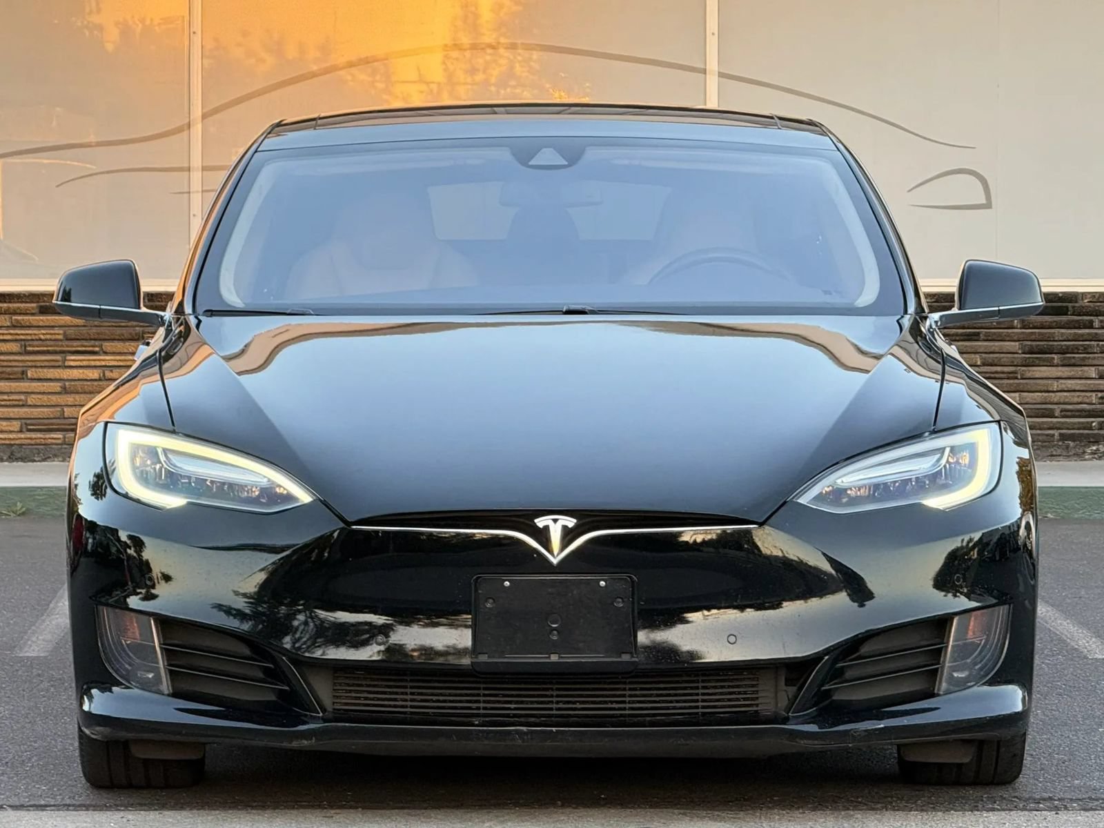 Used 2016 Tesla Model S 85D AWD/4WD image 2