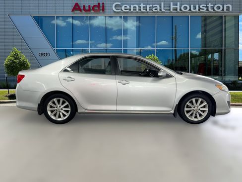 Used 2012 Toyota Camry XLE image 8