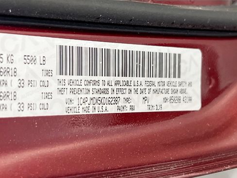 Used 2019 Jeep Cherokee Limited image 32