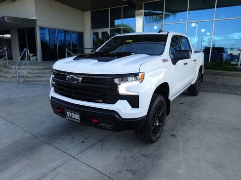 New 2026 Chevrolet Silverado 1500 LT Trail Boss w/ Convenience Package II AWD/4WD image 3