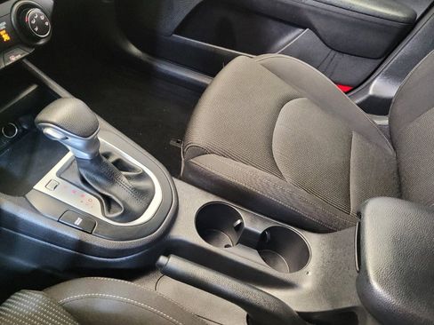 Used 2021 Kia Forte Sedan image 26