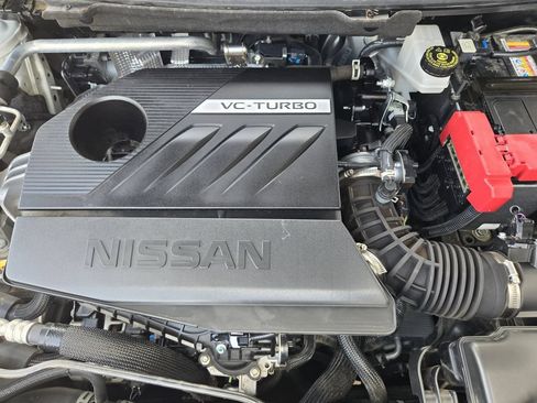 Used 2023 Nissan Rogue SV FWD image 33