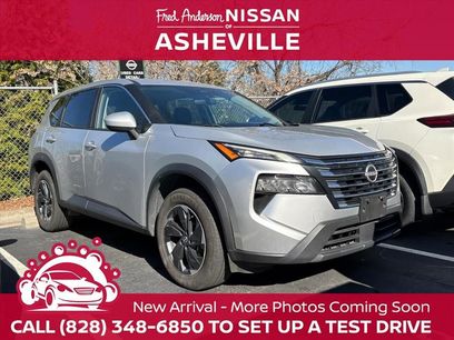 Used 2024 Nissan Rogue SV