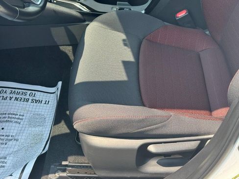 Used 2023 Toyota Corolla SE w/ SE Premium Package FWD image 23