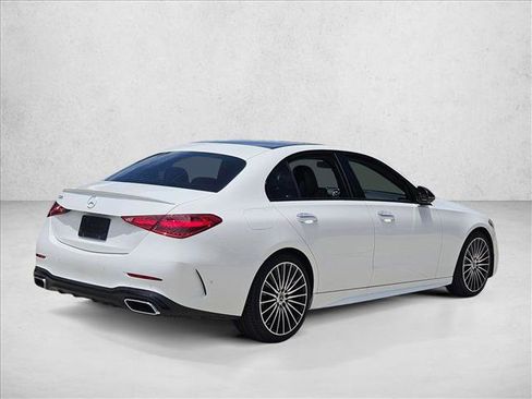 Used 2023 Mercedes-Benz C 300 Sedan image 3