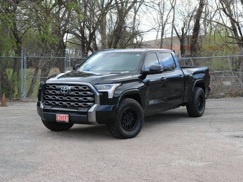 Used 2024 Toyota Tundra Platinum image 1