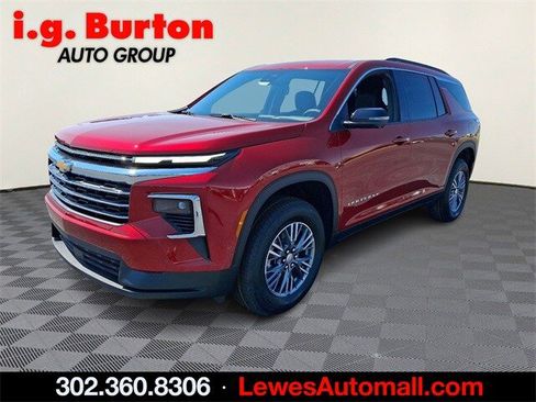 New 2025 Chevrolet Traverse LT w/ Enhanced Driving Package image 2