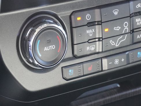 Used 2021 Ford F250 Lariat w/ Tremor Off-Road Package image 26