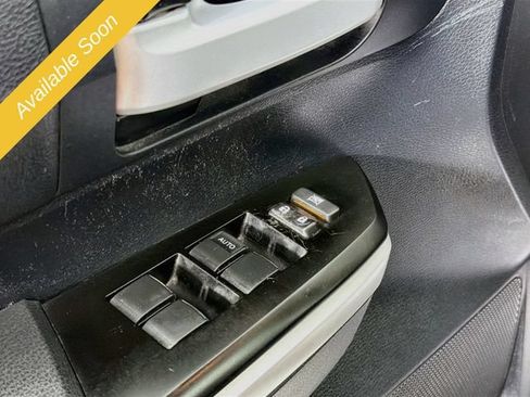 Used 2018 Toyota Tundra SR5 AWD/4WD image 17