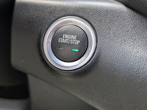 Used 2019 GMC Terrain SLE w/ Driver Convenience Package image 30