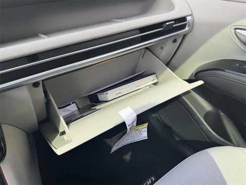 Certified 2025 Hyundai Tucson Limited image 32