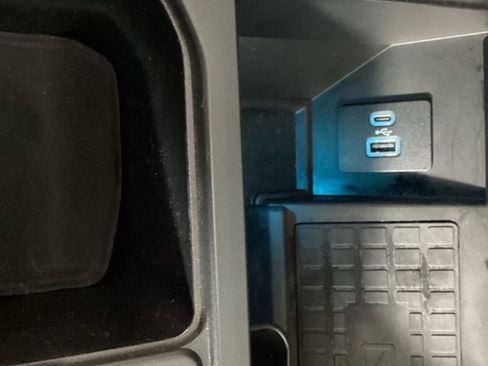 Used 2021 Ford F150 Platinum w/ Equipment Group 701A High image 33