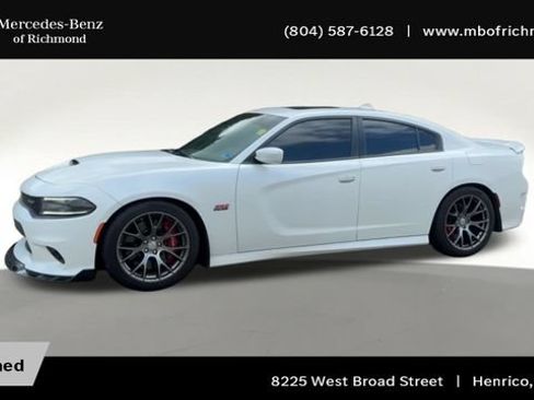 Used 2016 Dodge Charger SRT w/ Harman/Kardon Audio Group RWD image 7