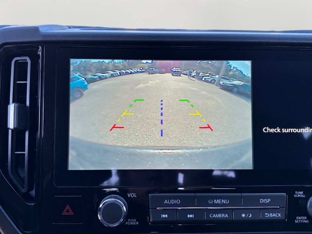 Used 2025 Nissan Frontier PRO-4X AWD/4WD image 26