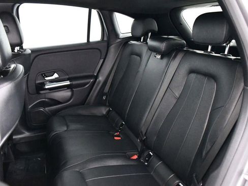 Certified 2022 Mercedes-Benz GLA 250 4MATIC image 7