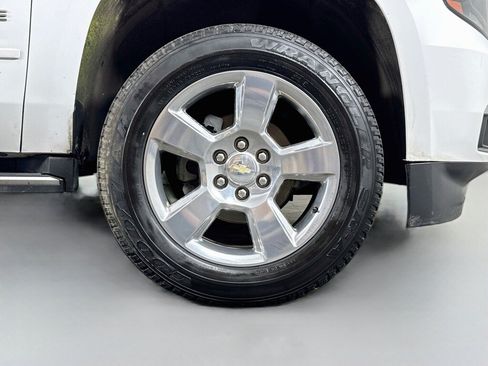 Used 2018 Chevrolet Tahoe Premier RWD image 48