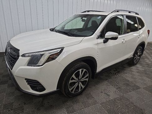 Used 2022 Subaru Forester Limited AWD/4WD image 8