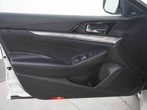 Used 2023 Nissan Maxima SL FWD image 19