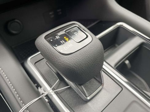 New 2026 Nissan Pathfinder SV image 17