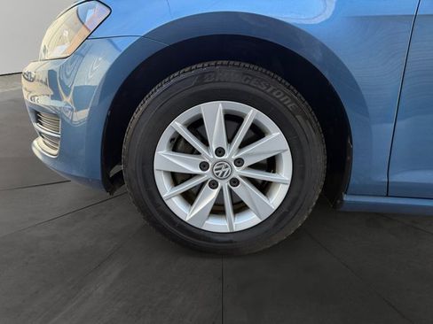 Used 2017 Volkswagen Golf S FWD image 9