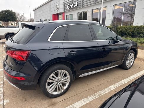 Used 2018 Audi Q5 2.0T Premium Plus w/ Premium Plus Package image 3