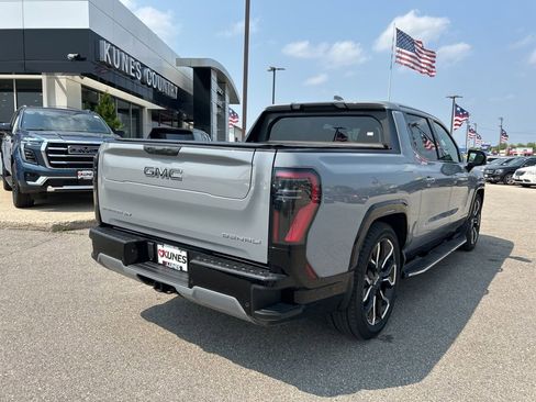 New 2025 GMC Sierra EV Denali AWD/4WD image 8