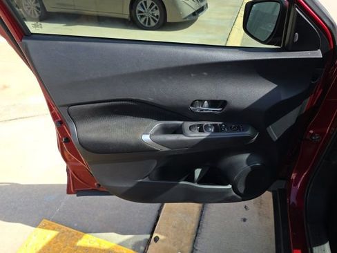 Used 2024 Nissan Kicks SV FWD image 11
