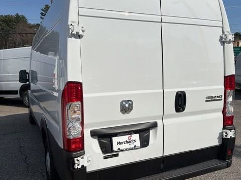 Used 2023 RAM ProMaster 3500 FWD image 7