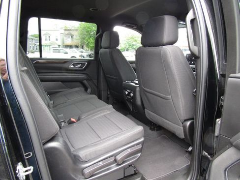 Used 2022 GMC Yukon XL SLE AWD/4WD image 26