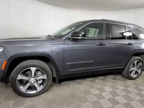 Used 2023 Jeep Grand Cherokee 4WD 4xe w/ MOPAR Finishing Package image 9