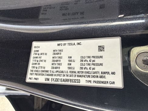 Used 2024 Tesla Model 3 RWD image 11