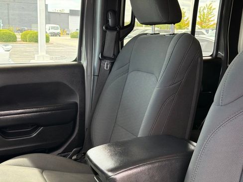 Used 2020 Jeep Wrangler Unlimited Sport AWD/4WD image 14